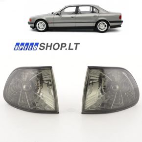 BMW 7 (E38) skaidrūs posūkiai